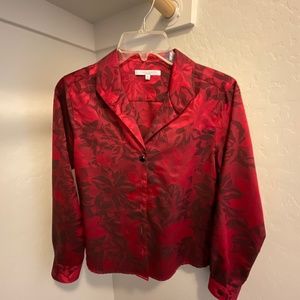 Foxcroft Wrinkle Free Red floral blouse
